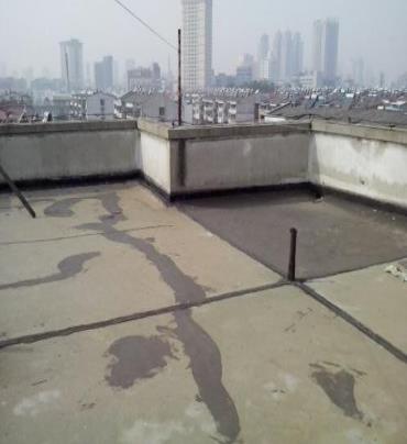 三门峡漏水维修 楼顶漏水是什么原因，楼顶漏水维修方法是什么?